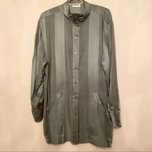 NWOT Benjudy’s Vintage 100% Silk Oversized Button Down Top
